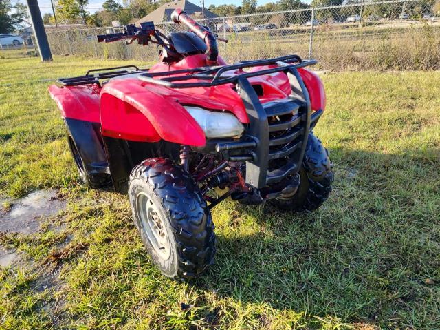 1HFTE3540D4604812 - 2013 HONDA TRX420 FE RED photo 1