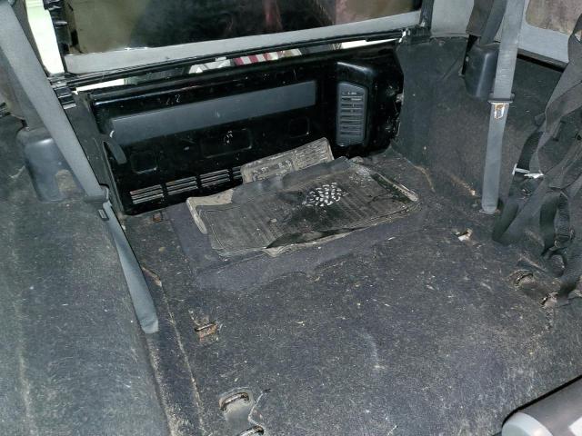 1J4AA2D12AL182875 - 2010 JEEP WRANGLER S GRAY photo 11