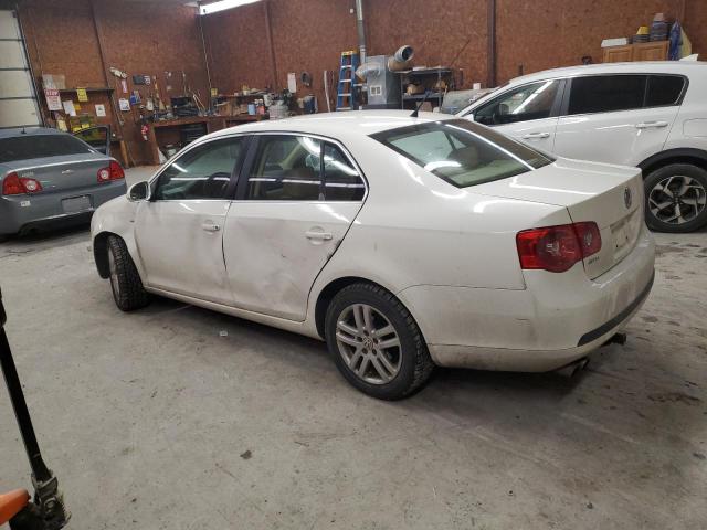 3VWEF71K77M069074 - 2007 VOLKSWAGEN JETTA WOLF WHITE photo 2