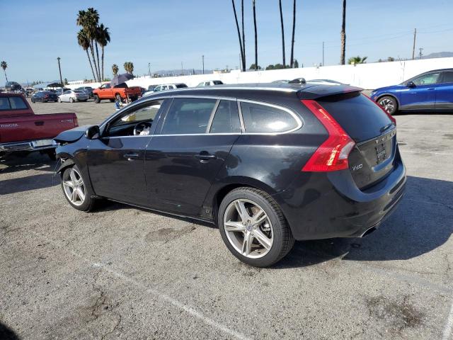 YV140MEK1H1333388 - 2017 VOLVO V60 T5 PRE GRAY photo 2