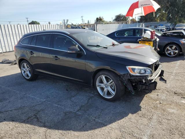 YV140MEK1H1333388 - 2017 VOLVO V60 T5 PRE GRAY photo 4