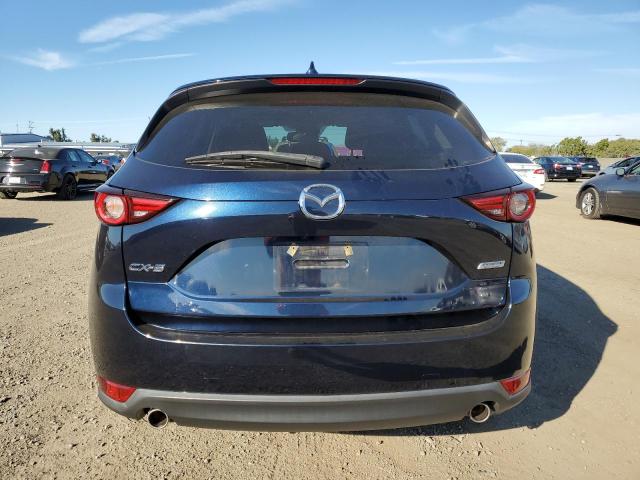 JM3KFADM7J1465596 - 2018 MAZDA CX-5 GRAND BLUE photo 6