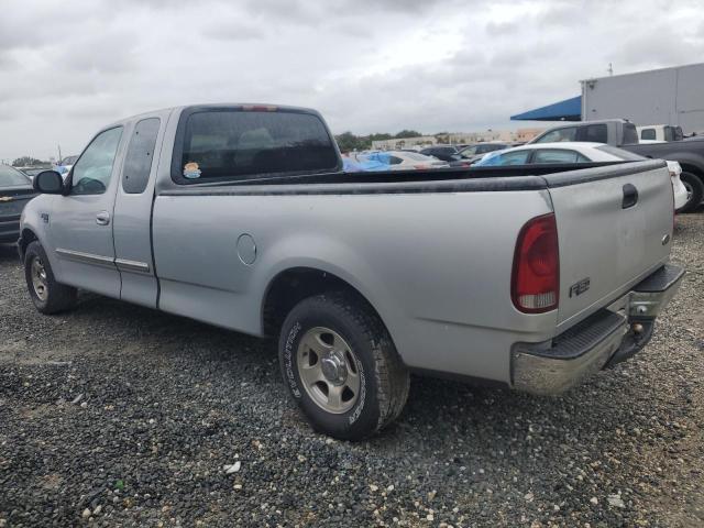 1FTRX17W2YNA82346 - 2000 FORD F-150 SILVER photo 2