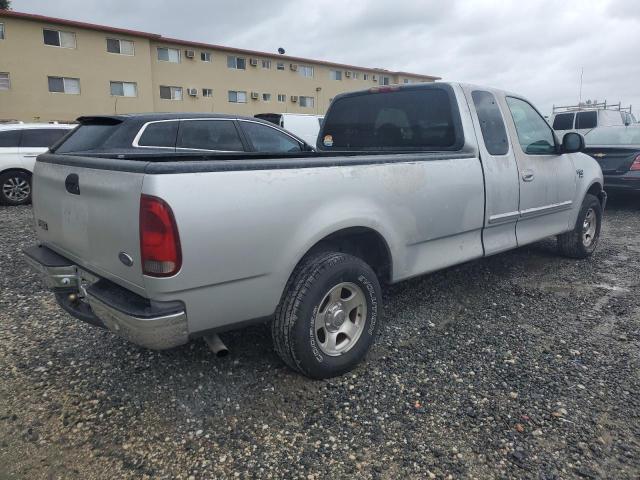 1FTRX17W2YNA82346 - 2000 FORD F-150 SILVER photo 3