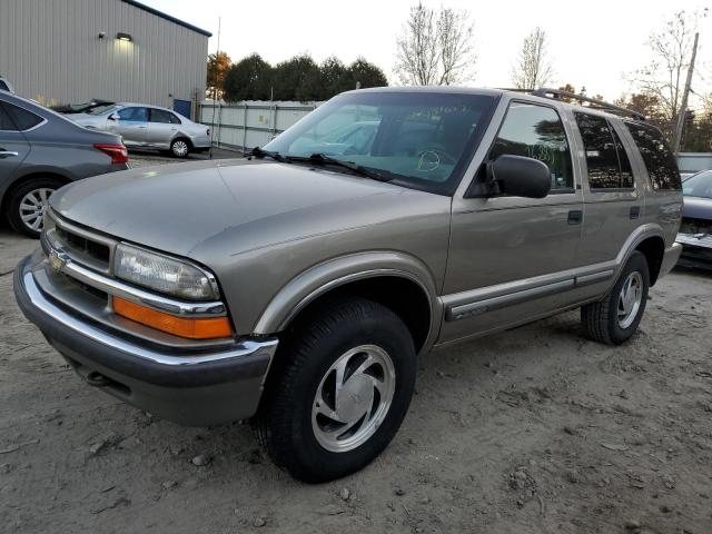 1GNDT13W3Y2215779 - 2000 CHEVROLET BLAZER TAN photo 1