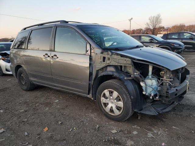 5TDZA23CX4S055015 - 2004 TOYOTA SIENNA LE GRAY photo 4