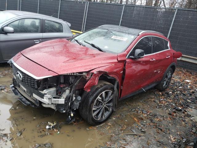SJKCH5CR6JA053453 - 2018 INFINITI QX30 BASE RED photo 1