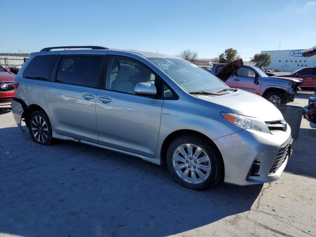 5TDJZ3DCXLS232932 - 2020 TOYOTA SIENNA LE SILVER photo 4