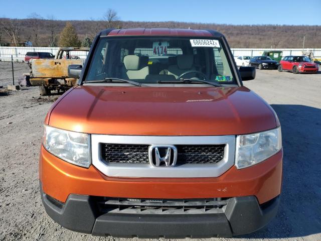 5J6YH2H77AL003285 - 2010 HONDA ELEMENT EX ORANGE photo 5