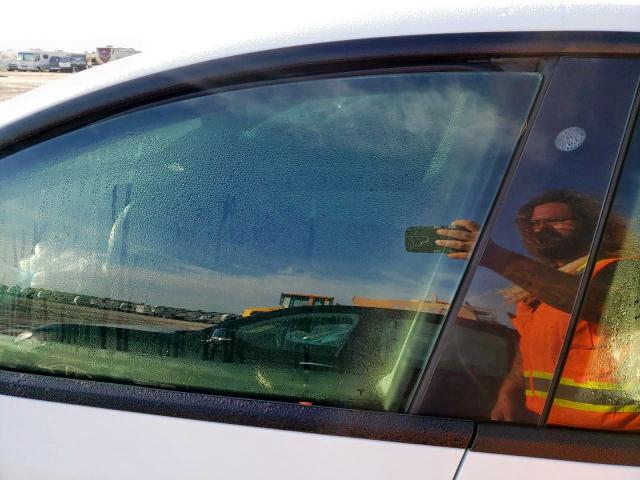 5YJYGDEE7LF049857 - 2020 TESLA MODEL Y أبيض صورة 8