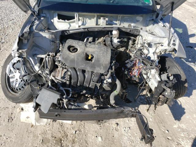 KNDJ22AU8L7065783 - 2020 KIA SOUL LX SILVER photo 11