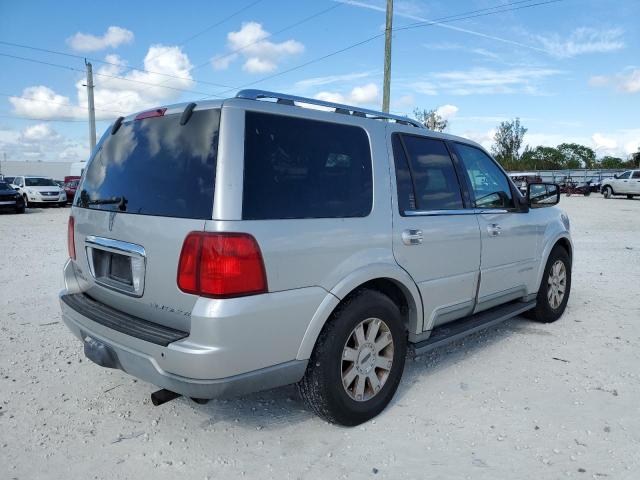 5LMFU27R94LJ28815 - 2004 LINCOLN NAVIGATOR SILVER photo 3