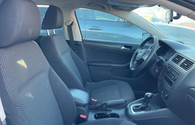 3VW2K7AJ8DM360863 - 2013 VOLKSWAGEN JETTA BASE WHITE photo 5