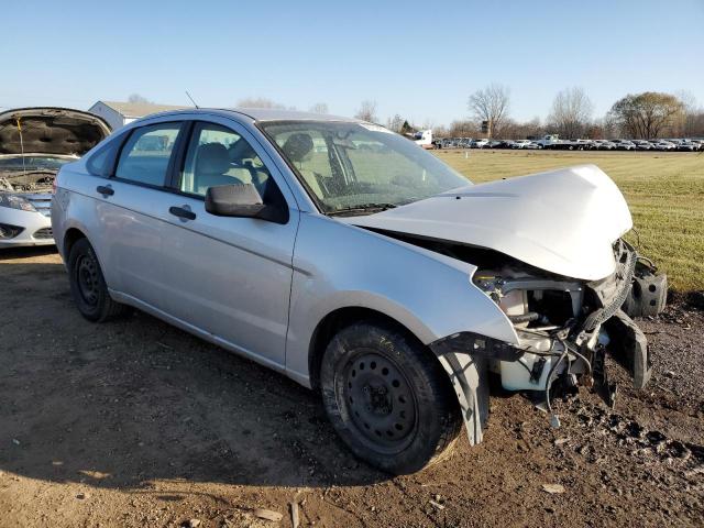 1FAHP34N78W293318 - 2008 FORD FOCUS S/SE SILVER photo 4