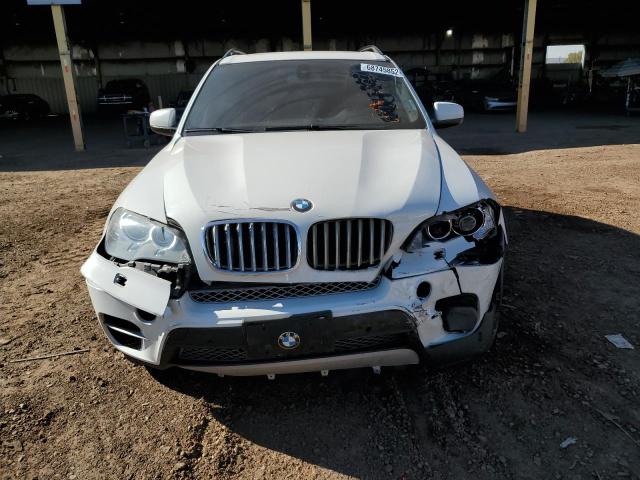 5UXZV8C54CL426113 - 2012 BMW X5 XDRIVE5 WHITE photo 5