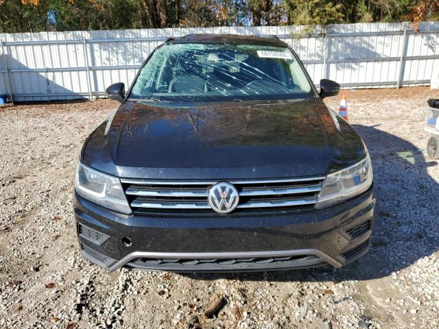 3VV3B7AX5JM****** - 2018 VOLKSWAGEN TIGUAN SE BLACK photo 5