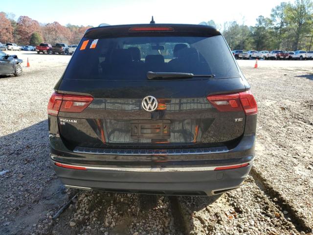 3VV3B7AX5JM****** - 2018 VOLKSWAGEN TIGUAN SE BLACK photo 6