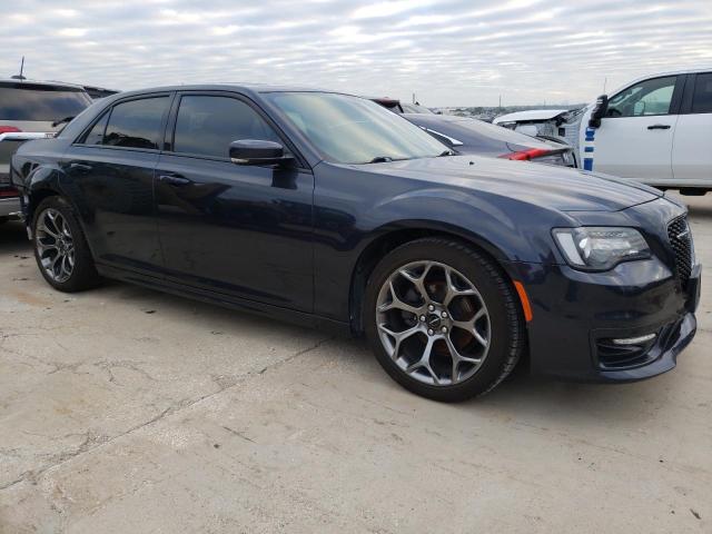 2C3CCABG5JH243938 - 2018 CHRYSLER 300 S GRAY photo 4