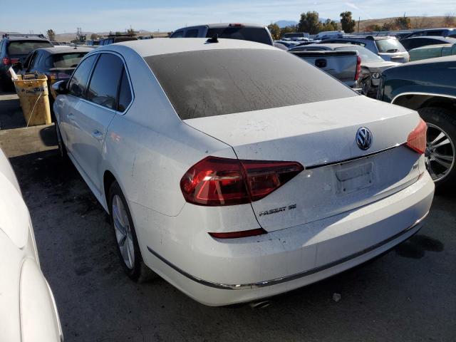 1VWBA7A32JC041380 - 2018 VOLKSWAGEN PASSAT SE WHITE photo 2