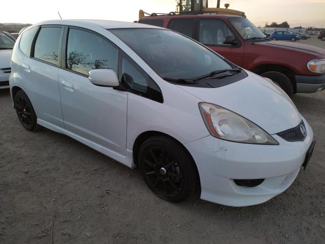 JHMGE88679S026635 - 2009 HONDA FIT SPORT WHITE photo 4