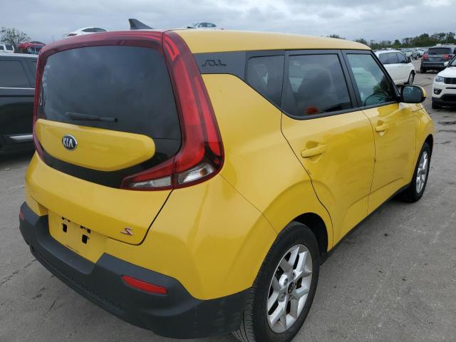 KNDJ23AU1L7115980 - 2020 KIA SOUL LX YELLOW photo 3