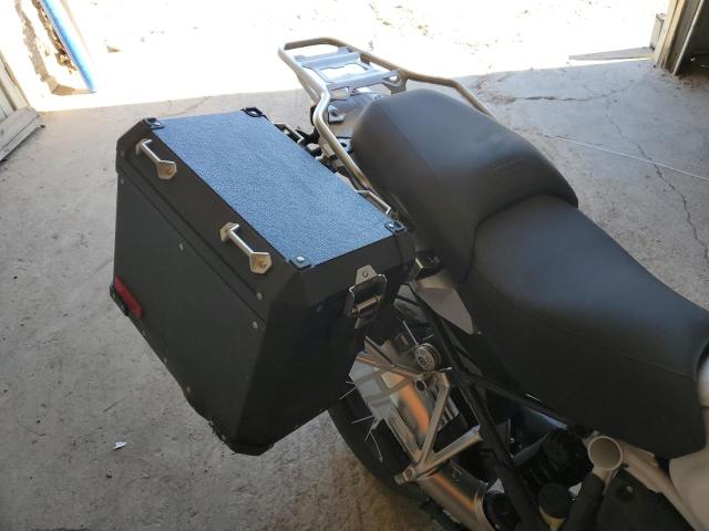 WB10M1302N6G04594 - 2022 BMW R 1250 GS 双色 照片 6
