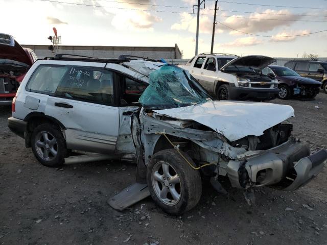 JF1SF65571H727014 - 2001 SUBARU FORESTER S WHITE photo 4