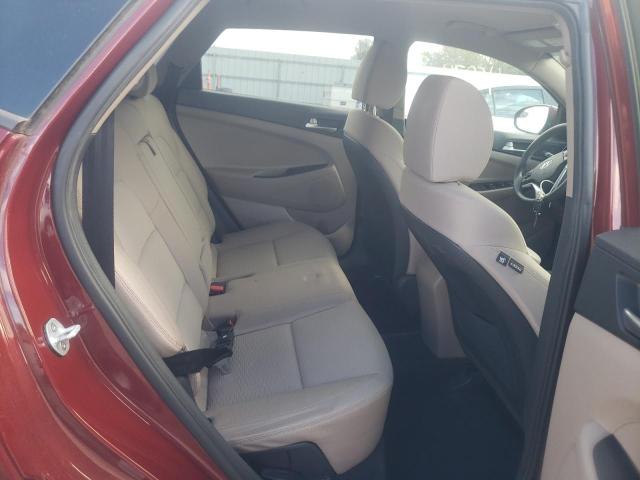 KM8J23A46KU843595 - 2019 HYUNDAI TUCSON SE RED photo 11