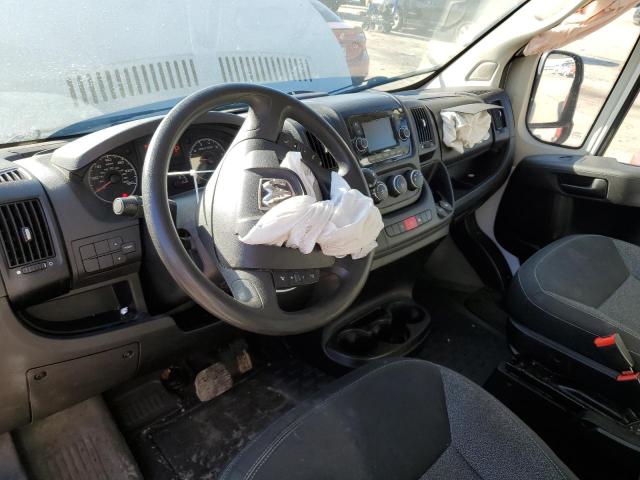 3C6TRVCG1JE138963 - 2018 RAM PROMASTER WHITE photo 8