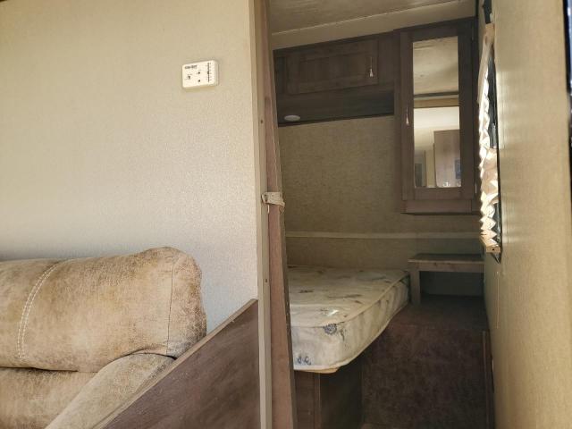 4X4TPUZ25HP062205 - 2017 PALO PUMA BEIGE photo 5