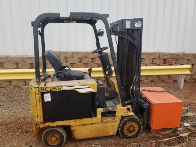 12132022 - 2010 DAEWOO FORKLIFT YELLOW photo 6