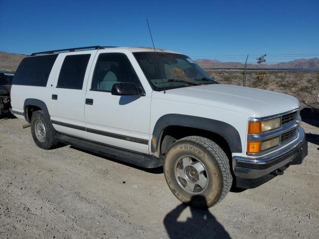 3GNFK16R4VG107496 - 1997 CHEVROLET SUBURBAN K WHITE photo 4