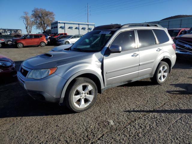 JF2SHGAC2BH722482 - 2011 SUBARU FORESTER SILVER photo 1