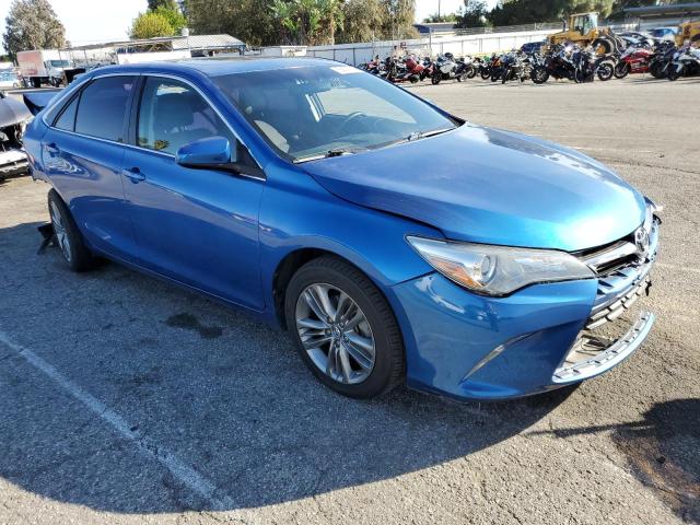 4T1BF1FK0HU674722 - 2017 TOYOTA CAMRY LE BLUE photo 4
