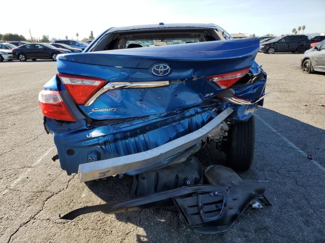 4T1BF1FK0HU674722 - 2017 TOYOTA CAMRY LE BLUE photo 6