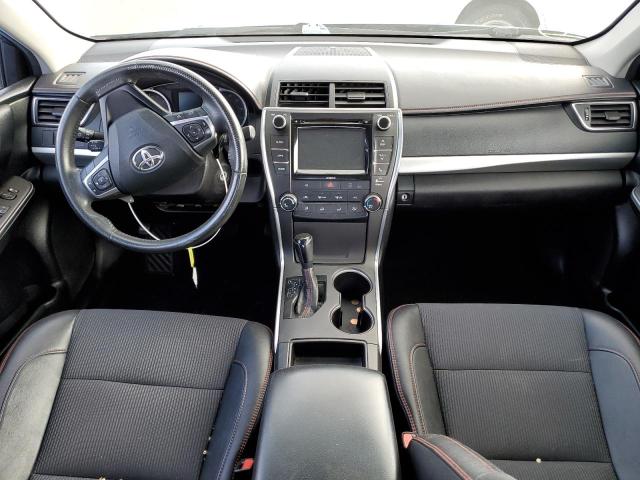 4T1BF1FK0HU674722 - 2017 TOYOTA CAMRY LE BLUE photo 8