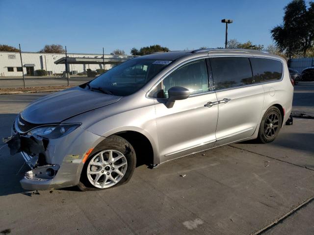 2C4RC1BG8LR157235 - 2020 CHRYSLER PACIFICA T SILVER photo 1