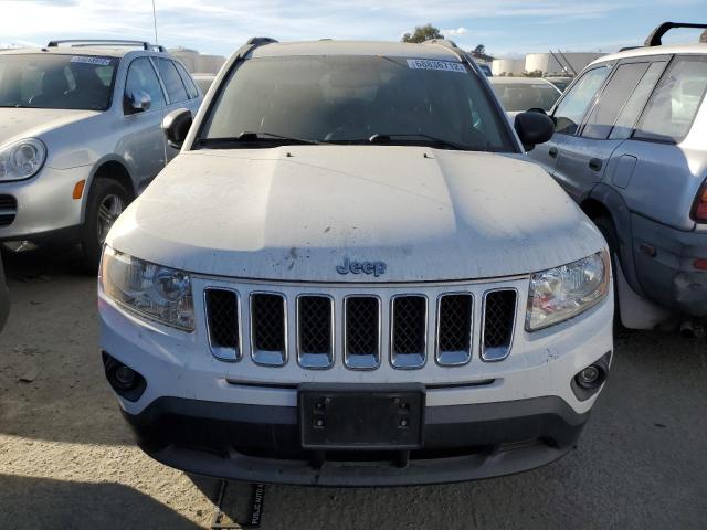 1J4NF5FB5BD164425 - 2011 JEEP COMPASS WHITE photo 5