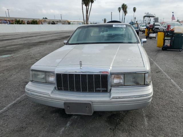 1LNLM83W4NY617602 - 1992 LINCOLN TOWN CAR C GRAY photo 5