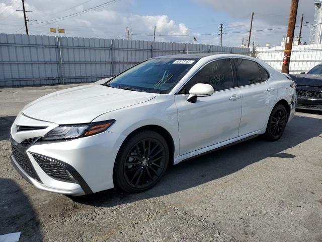 4T1K61AK6MU564033 - 2021 TOYOTA CAMRY XSE WHITE photo 1