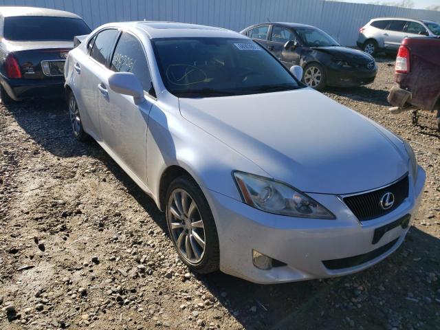 JTHCK262882026131 - 2008 LEXUS IS 250 WHITE photo 1