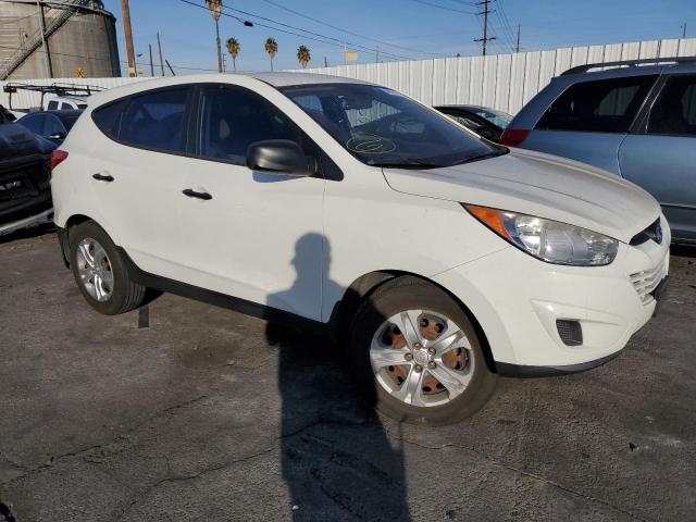 KM8JT3AB1BU120958 - 2011 HYUNDAI TUCSON GL WHITE photo 4