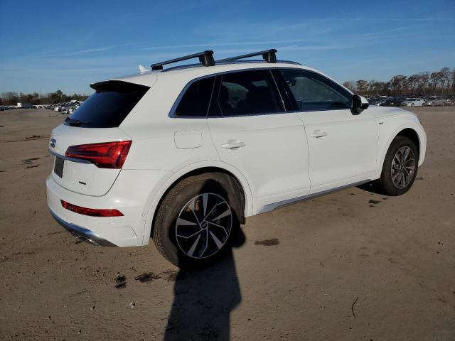 WA1FAAFY2N2054979 - 2022 AUDI Q5 PRESTIG WHITE photo 3