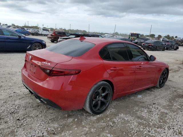 ZARFAECN9J7589561 - 2018 ALFA ROMEO GIULIA TI RED photo 3