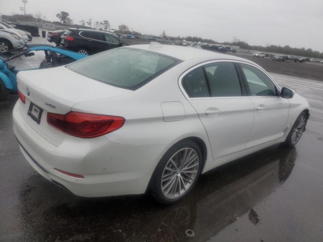 WBAJE7C59KG893217 - 2019 BMW 540 XI WHITE photo 3