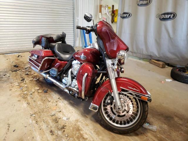 1HD1FC413AB673523 - 2010 HARLEY-DAVIDSON FLHTCU RED photo 1