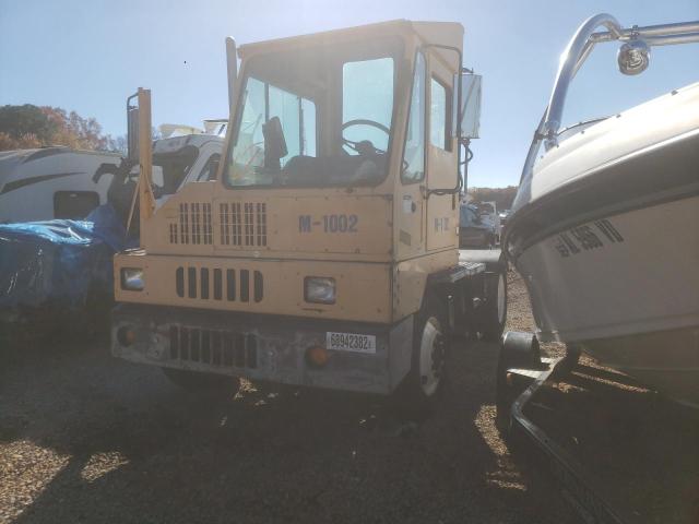 313953 - 2006 OTTAWA YARD TRACTOR TRACTOR ORANGE photo 1