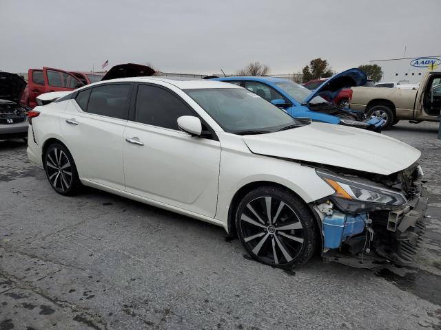 1N4BL4FV6LC178949 - 2020 NISSAN ALTIMA PLA WHITE photo 4