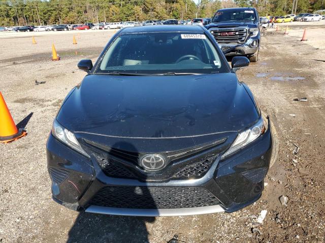 4T1B61HK5JU029762 - 2018 TOYOTA CAMRY XSE BLACK photo 5