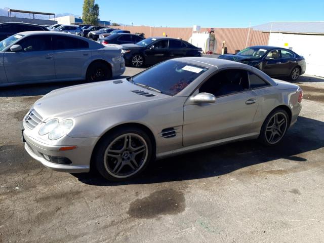 WDBSK75F05F094487 - 2005 MERCEDES-BENZ SL 500 GRAY photo 1